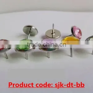Factory Supply Excellent Quality Rhinestone Crystal Buttons From China thumbnail-2