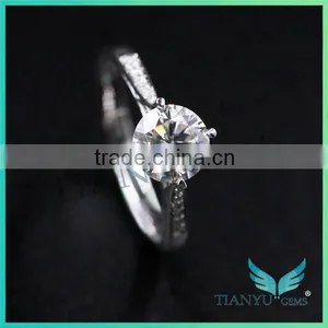 Moissanite Grades Online Shop Unique 4.5mm Super White Moissanite Engagement Rings thumbnail-5