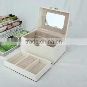 White Simple Jewelry Box With PU thumbnail-1
