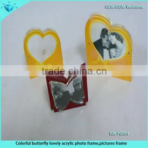 Lovely Heart Shape Clear Acrylic Photo Frame With Magnet for Wedding thumbnail-5