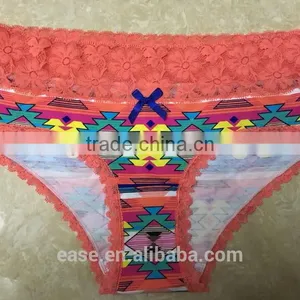 T Pants Fashion Intimates Briefs Sexy Embroidery G-Strings Sexy Lady Lace Underwear thumbnail-1