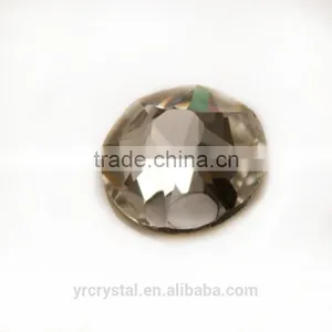 Good Looking Flat Back Rhinestones in Bulk 16 Cut Facets Non Hotfix Crystal Stones for Nail Art thumbnail-5