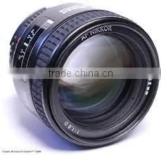 Nikon AF Nikkor 85mm F/1.4D thumbnail-1