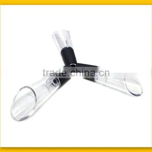 Elegant Transparent Wine Pourer thumbnail-1