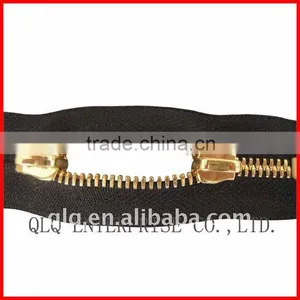 Two Ways Metal Finished Zipper thumbnail-1