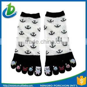 Attractive 5 Toe Socks thumbnail-1