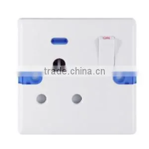HE8915SL 1gang 15A Switched Socket With Neon thumbnail-1