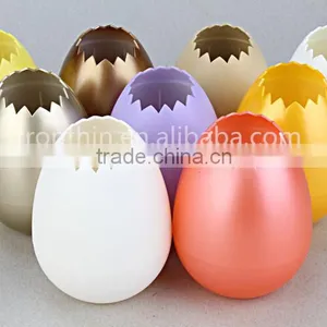 2014 Magic Egg Shell Pots thumbnail-1