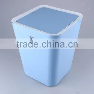 Swivelling Cover Plastic Trash Can Household Garbage Can/Rubbish Bin thumbnail-1