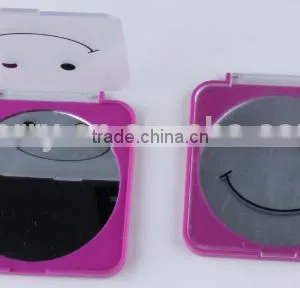 Plastic Smiley Face Folding Single Mirror Pocket Mirror thumbnail-1