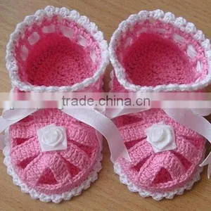 Lovely Hand-Made Crochet Shoes w Flower for Baby thumbnail-1