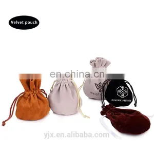 China Good Quality Round Bottom Velvet Gifts Pouch Suppliers thumbnail-1