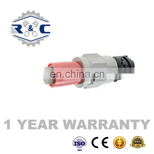 R&C High Quality Auto Transmission Sensors Odometer 1077500 Speedometer For Mercedes-Benz Volvo Truck Odometer Speed Sensor thumbnail-2