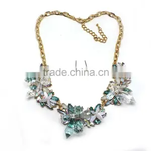 2015 Flower Necklace African Beads Jewelry Set Made in China Acrylic Glass Jewelry Set Necklace and Stud Earrings Wholesale thumbnail-2