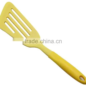 Best Selling Solid Nylon Core Silicone Kitchen Utensils / Silicon Kitchenware thumbnail-3