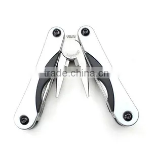 Excellent Multifunctional Folding Plier thumbnail-1