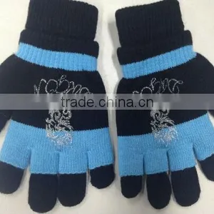 Fashion Gloves thumbnail-4