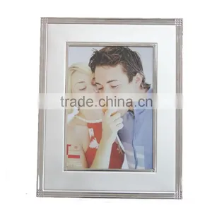 Sweet Man And Wife Iron Photo Frame thumbnail-1