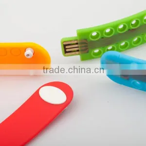 USB Multi-function 3D Smart Pedometer Bracelet thumbnail-5