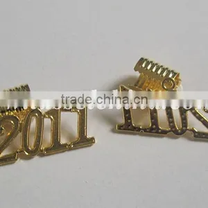 2011 Charms Signet Tag thumbnail-1
