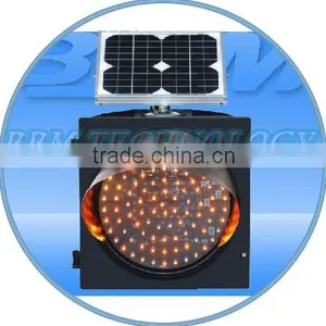 300mm Solor Powered Yellow Flashing Traffic Light thumbnail-1