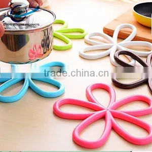 Wholesale Non Slip Colorful Heat Resisten Silicone Mat thumbnail-1