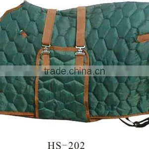 420 Denier Shaped Hip Green Diamond Nylon Stable Horse Rug thumbnail-1