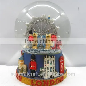 European London Souvenirs Custom Snow Globes thumbnail-1