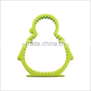 Japan Popular Multi-use Silicone Bottle Opener thumbnail-1