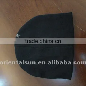 Fashion Knit Cap With Jacquard thumbnail-1