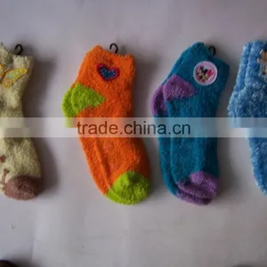 Girls Gender and Adults Age Group Ankle Fuzzy Sock thumbnail-4