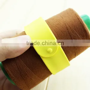 Sewing Thread Spool Huggers /Clips/Holder/clamp thumbnail-4