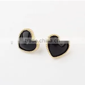 Fashion Sweet Peach Heart Lady Stud Earrings thumbnail-6