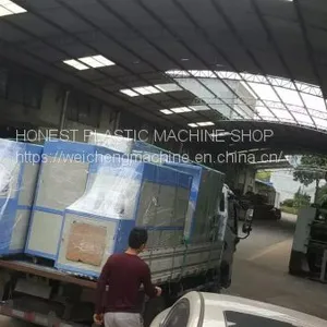 Semi-automatic Pet Blowing Machine thumbnail-1