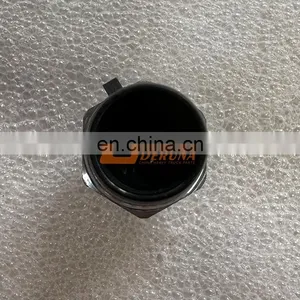 CNHTC SITRAK MAN MC11/MC13 Motor Assembly Motor Parts 202V27421-0313 Engine Oil Pressure Sensor thumbnail-4
