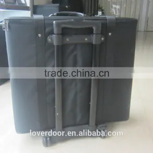 Display Suitcase thumbnail-3