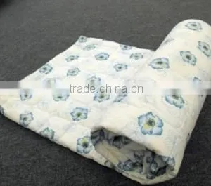Silk Quilt thumbnail-1