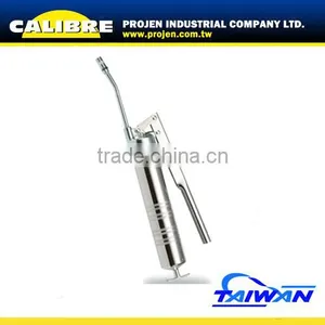 CALIBRE 14 OZ Heavy-Duty Lever Grease Gun thumbnail-1