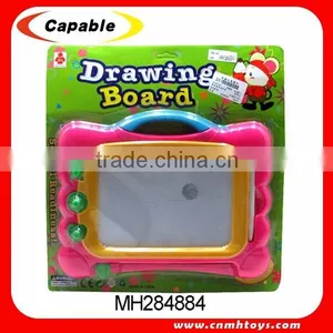 Kids Magnetic Drawing Board Toy thumbnail-1