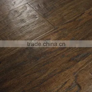 Handscraped & Distressed Hickory Engineered Flooring thumbnail-6