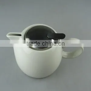 White Round Porcelain Tea Pot With Stainless Steel Lid thumbnail-1