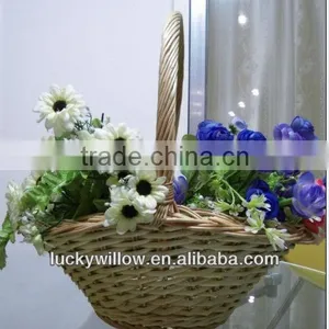 White Wicker Basket With Handle thumbnail-6