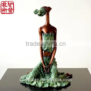 Bronze Statue Of Abstract Figure Women Elaborate Sculpture Small Home Decorative Sculpture thumbnail-1