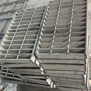 304 Stainless Steel Trench Drain Cover, Load Class C250, 1000x100mm, Anti-Slip Surface for Heavy Duty Drainage thumbnail-3