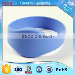 MDW450 Custom Logo Oval Silicone NFC Bracelet thumbnail-4