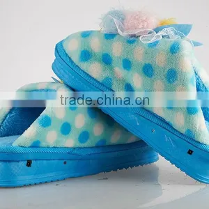 Rechargeable Heating Microwave Heated Slippers thumbnail-4