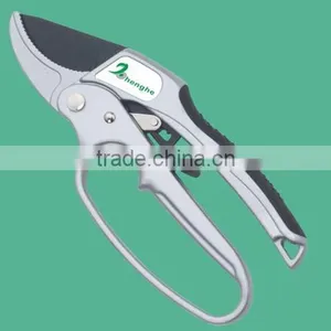 Ratcheting Action Anvil Gardening Secateurs thumbnail-1