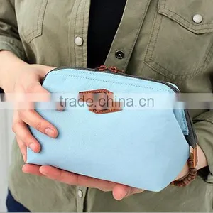 Hot Selling Cheap Fashion Canvas Cosmetic Bag, Cheap Personalized Cosmetic Bag thumbnail-2