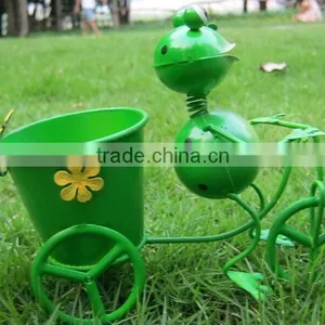 Garden Decoration Frog Painted Metal Frog Pot Metal Frog Frog Pot Outdoor Garden Frog Decor Frog With Bike Pot Flower Pot thumbnail-1