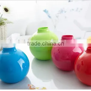 CY054 Hot Sale Bomb Shape Tissue Box Plastic Round Tissue Holder Box thumbnail-1